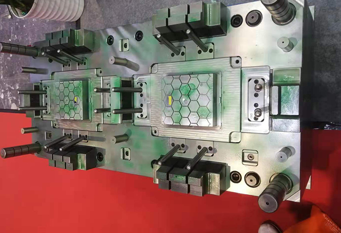 徐州模具-注塑模具